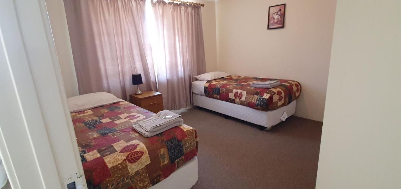 Pinjarra Caravan Park And Cabins Εξωτερικό φωτογραφία