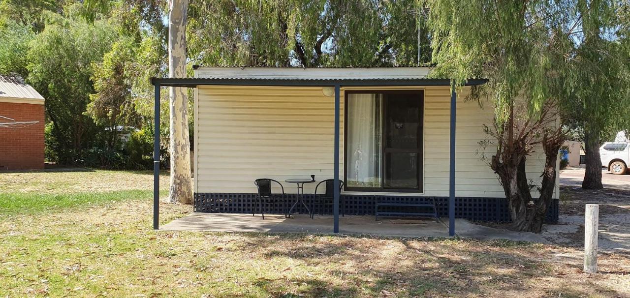 Pinjarra Caravan Park And Cabins Εξωτερικό φωτογραφία